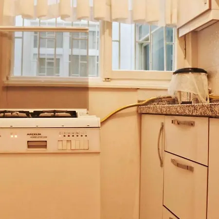 아파트 Cosy Flat In Heart Of Istanbul